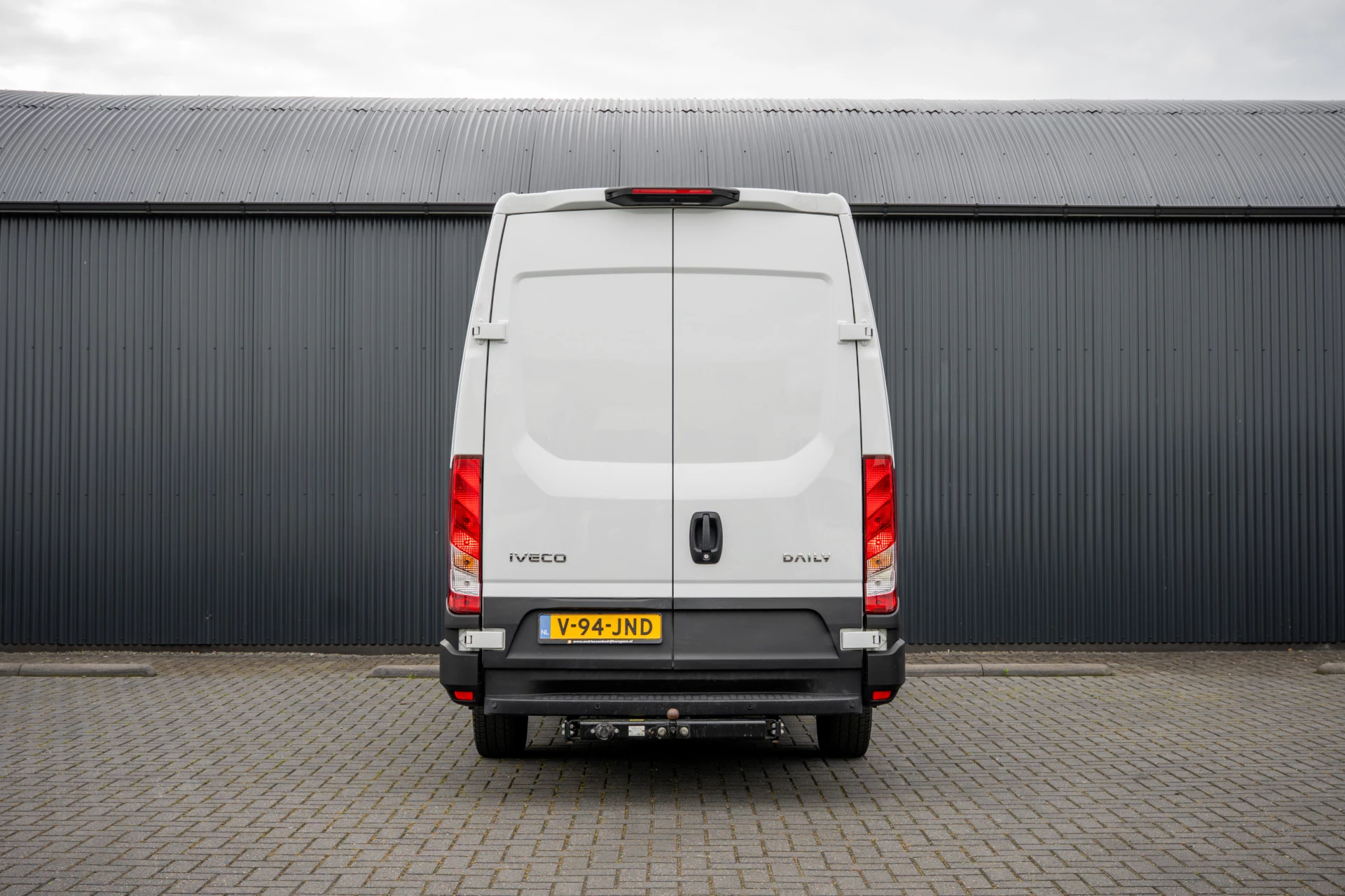 Iveco Daily 2024 - 35S18 | 3.0L 180PK | Automaat | NW MODEL | 3.5T Trekgewicht | Camera | Carplay | Climate imagen 8