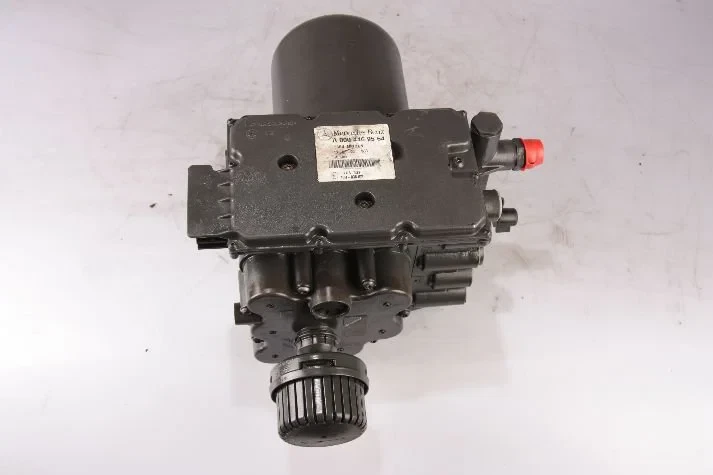 Mercedes-Benz - Compressed Air System Luchtdroger unit MB MP4 afbeelding 1