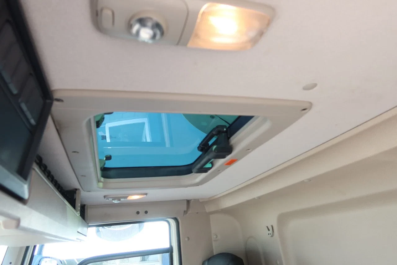 DAF CF 320 2020 - Koel/Vries + klep immagine 8