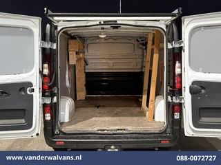 Nissan NV300 2018 - 1.6 dCi 126pk L2H1 Euro6 Airco | Navigatie | Imperiaal | Trekhaak | Cruisecontrol afbeelding 2 miniatuur