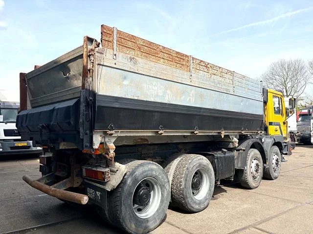 MAN FE 2001 - 410A 8x4 FULL STEEL KIPPER (ZF16 MANUAL GEARBOX / ZF-INTARDER / FULL STEEL SUSPENSION / REDUCTION AXLES / AIRCONDITIONING) imagem 3