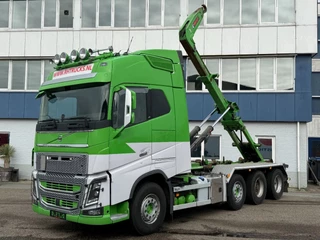 Volvo FH 2019 - 16.650 8X2 + HIAB 20 TON HAAKARM te koop