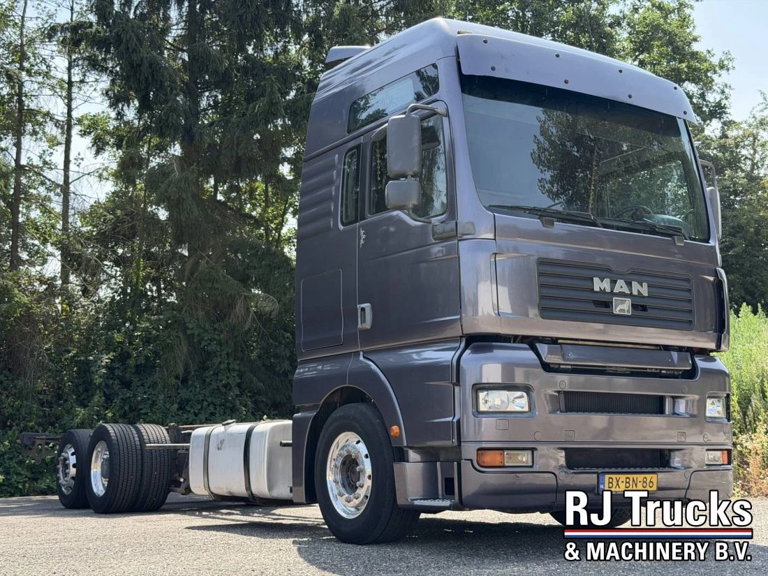 MAN TGA 2001 - 26.410 XXL 6x2 - Chassis | Retarder | Alcoa | Low Mileage | NL Truc afbeelding 15
