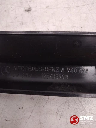 Mercedes-Benz Atego - Linkervoorruitafdekking mercedes a9406981162 image 3