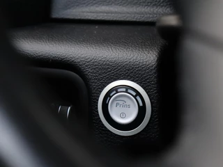 Dodge Ram 1500 2020 - 5.7 V8 4x4 Crew Cab Laramie Night zdjecie 6