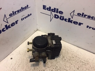 DAF N/A - 1867005 FRONT AXLE MODULATOR CF76/CF86/XF106 (MORE PIECES IN STOCK) immagine 2