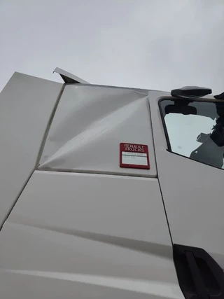 Renault T HIGH 520 2020 - / ENGINE RUNNING / ONLY:477573 KM / M-CHASSIS / AUTOMATIC / EURO-6 / 2020 obrazek 11