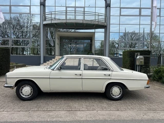 Mercedes-Benz 200-serie 1974 - 200-280 (W115) LPG apk en wegenbelasting vrij immagine 2