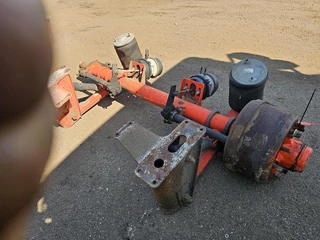 SMB TRAILER AXLE SINGLE TIRE DRUM. MISSING ONE HUBE. 2005 - N/A zdjecie 4