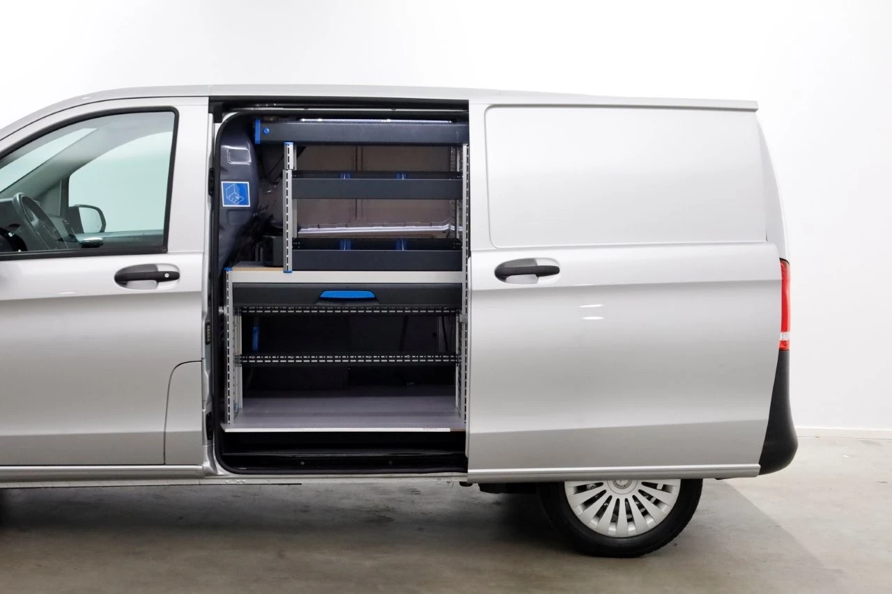 Mercedes-Benz Vito 2022 - 114 CDI 136pk Compact 9G Automaat 2x Schuifdeur/LED/Camera/Inrichting 09-2022 image 9
