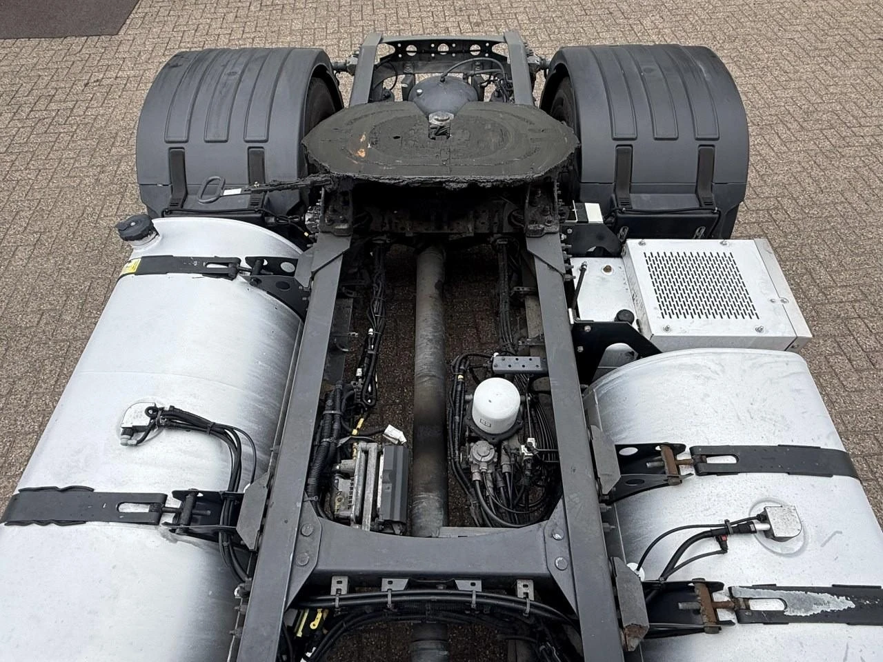 Volvo FH 2016 - 500 image 31