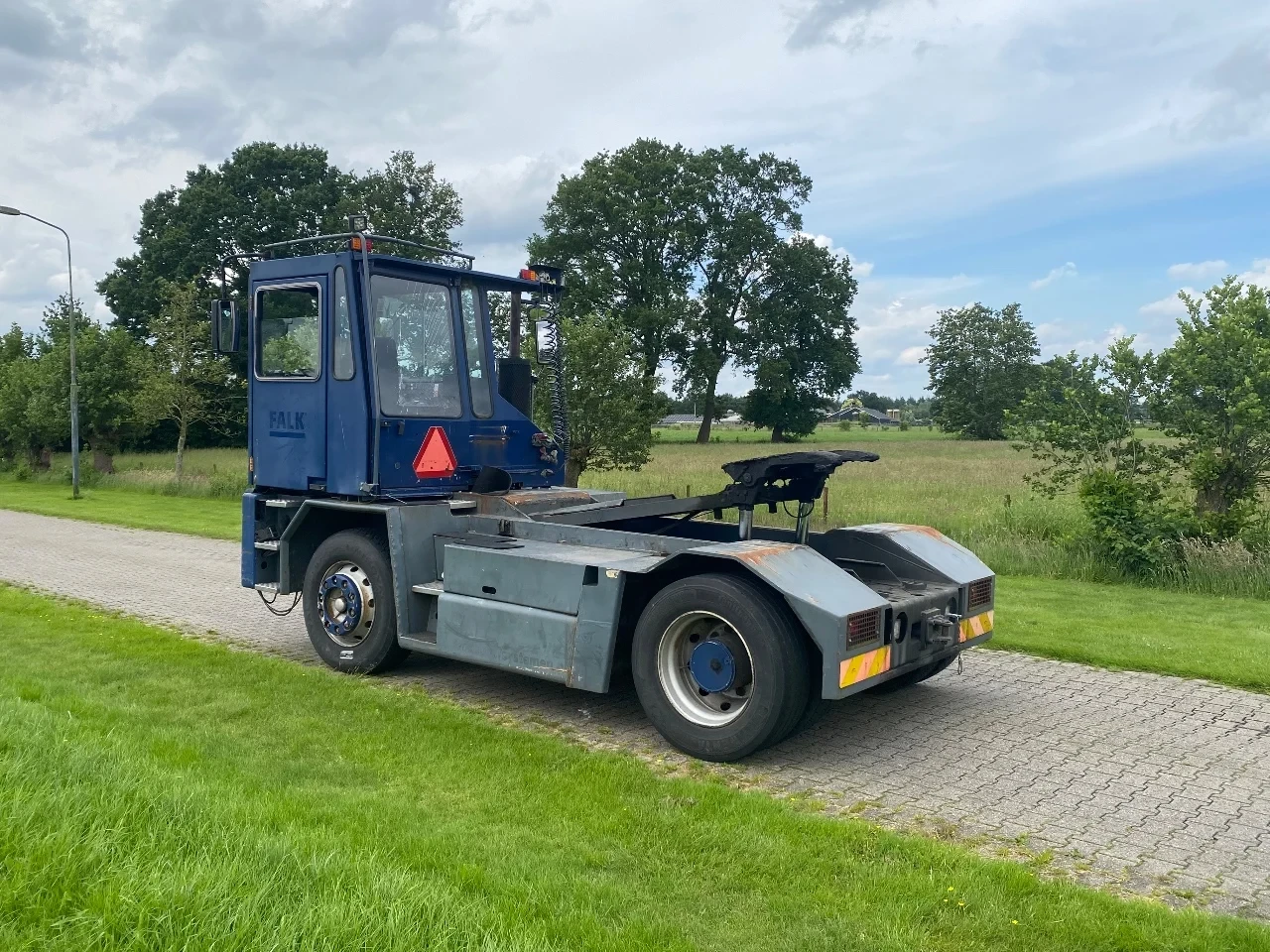 Sisu E 2001 - TRX 182 | HYDROLIC | CENTRAL LUBRIGATION | NO RUST !!! image 6