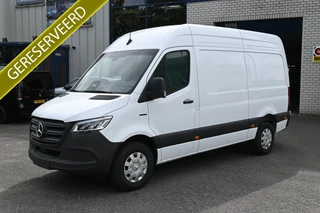 Mercedes-Benz eSprinter 2026 - 320 L2H2 Pro 81kWh à venda
