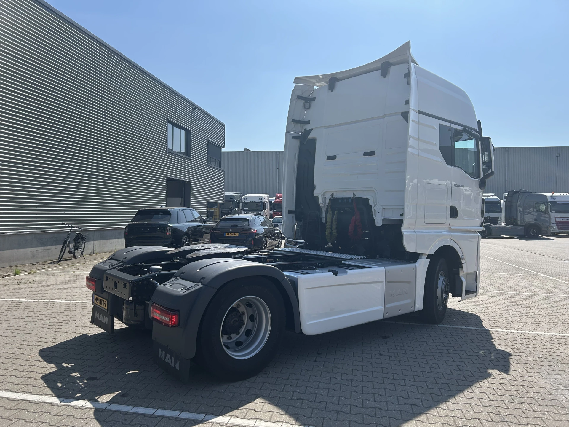 MAN TGX 2023 - 18.470 GX / 264 dkm / Retarder image 2