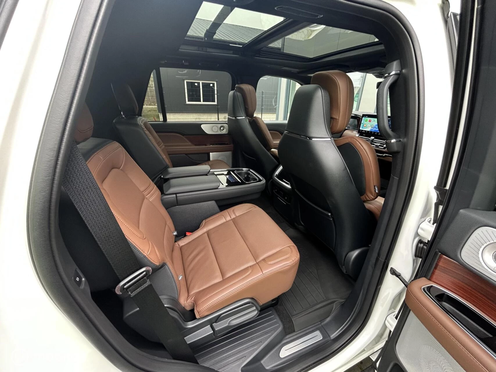 Lincoln Navigator 2024 - Black Label 7 Pers Grijs kenteken mogelijk obrázek 32