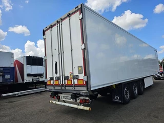 Krone SDR 27 EL4-FB, 3 AXLE FRIDGE TRAILER WITH MEAT RAILS THERMO KING DUAL TEMP 2016 - N/A bild 3
