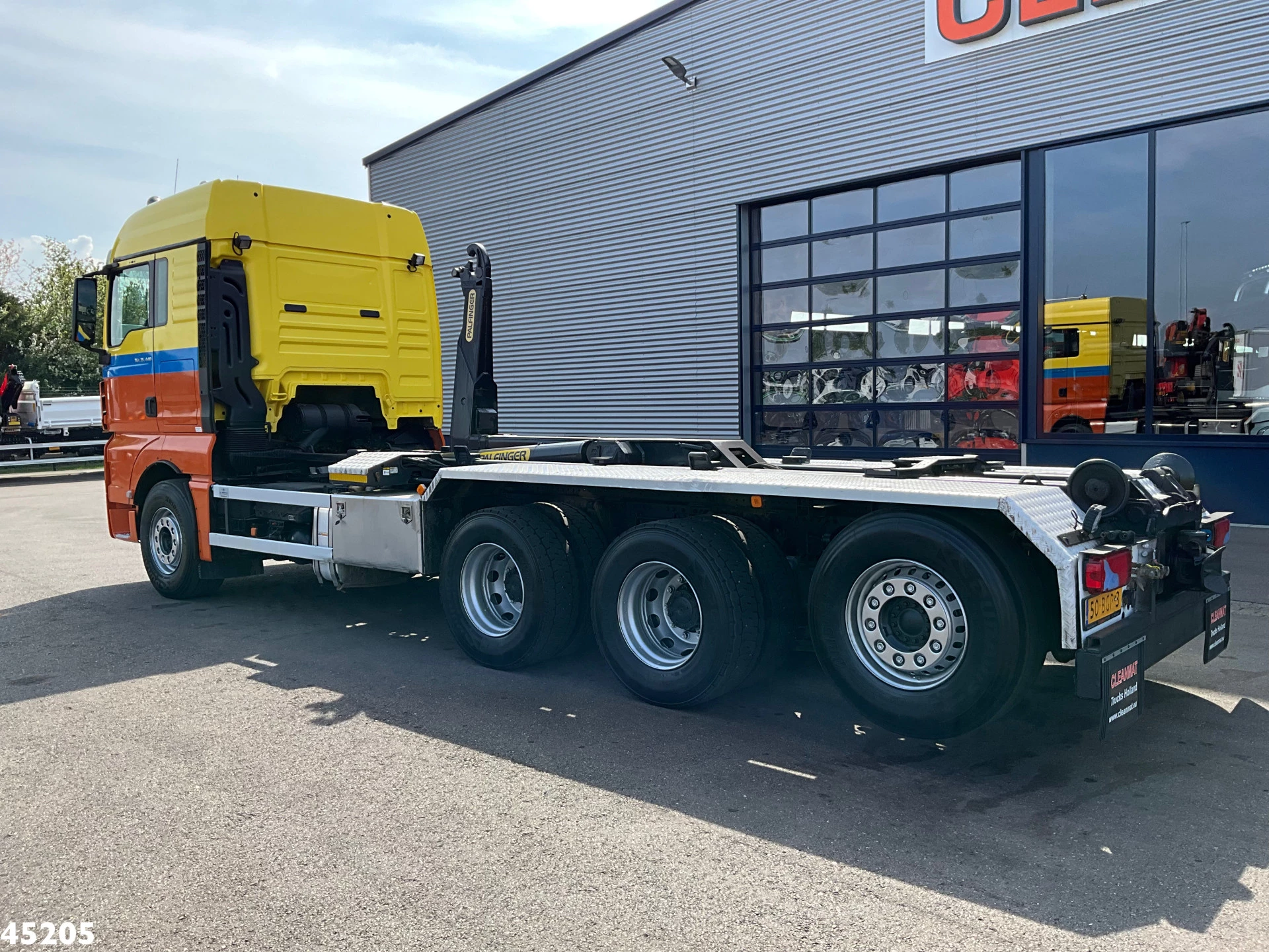 MAN TGX 2015 - 35.440 Euro 6 8x4 26 Ton haakarmsysteem Bild 3