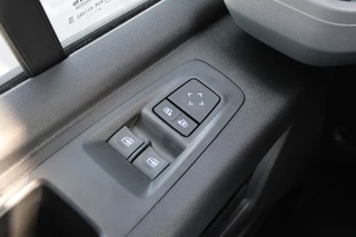 Renault Master 2024 - T35 2.0 dCi 170pk L2H2 Extra - 2x Schuifdeur - Navigatie - Blind Spot - Camera - Stoelverwarming - Verwarmde voorruit - Rijklaar immagine 9