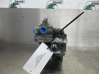 Mercedes-Benz - A 001 327 12 25 MAGNEET VENTIEL MERCEDES BENZ 2542 EURO 6 image 3 thumbnail