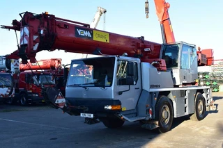 Liebherr 2008 - LTM 1040-2.1 image 2 thumbnail