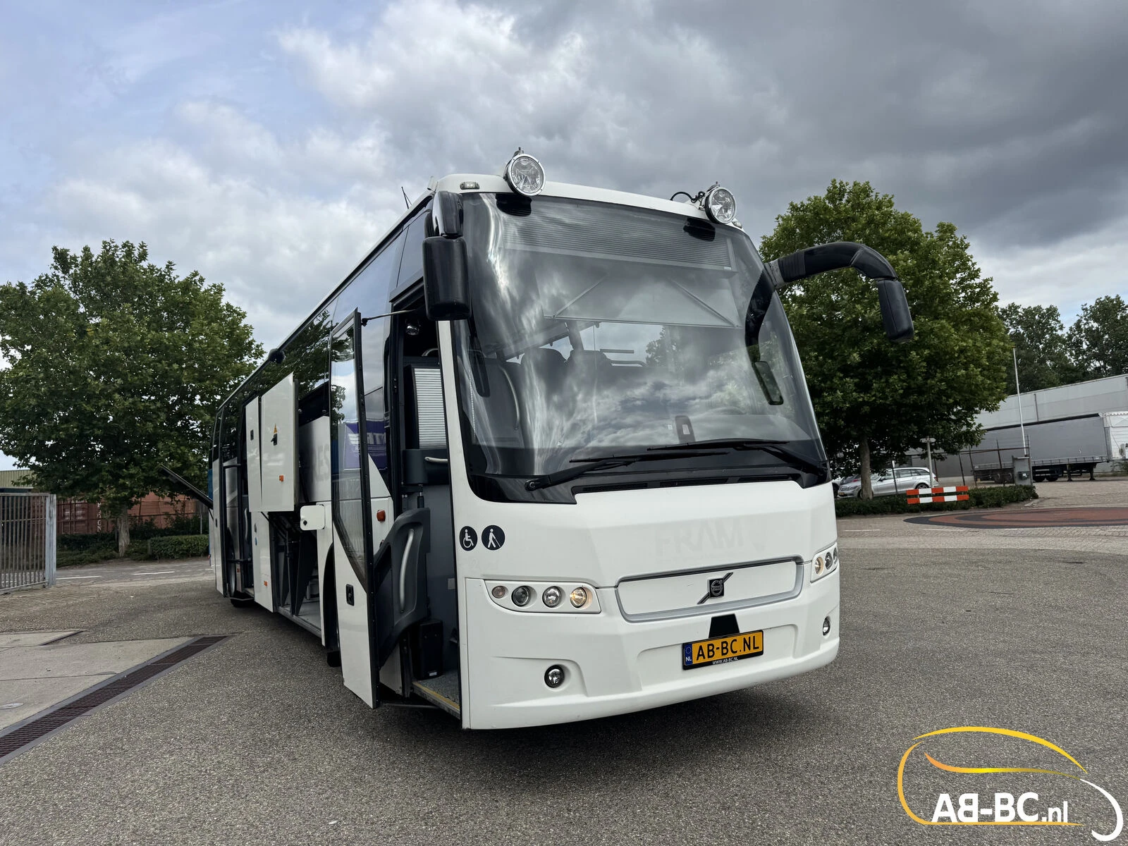 Volvo 9500 - 50 Seats, Euro 6 2016 afbeelding 4