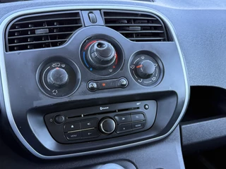 Renault Kangoo 2018 - 1.5 dCi E6 / L1H1 / 1e EIG. / BOTT INRICHTING / TREKHAAK / AIRCO / CRUISE / NAVI zdjecie 17