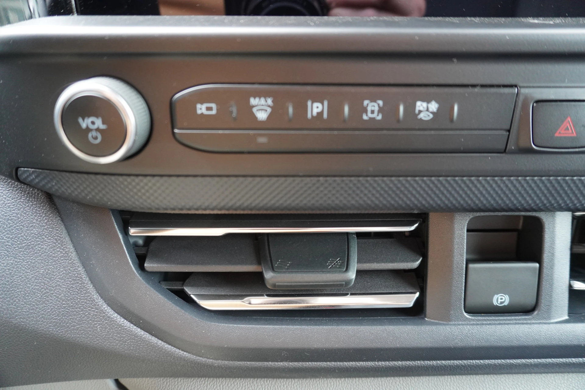 Ford E-Transit 2026 - Cust. 340 L2H1 Limited 71 kWh 218PK Automaat image 27