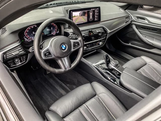 BMW 5 Series 2022 - Touring 520i 184PK Automaat M-Sport obrazek 6