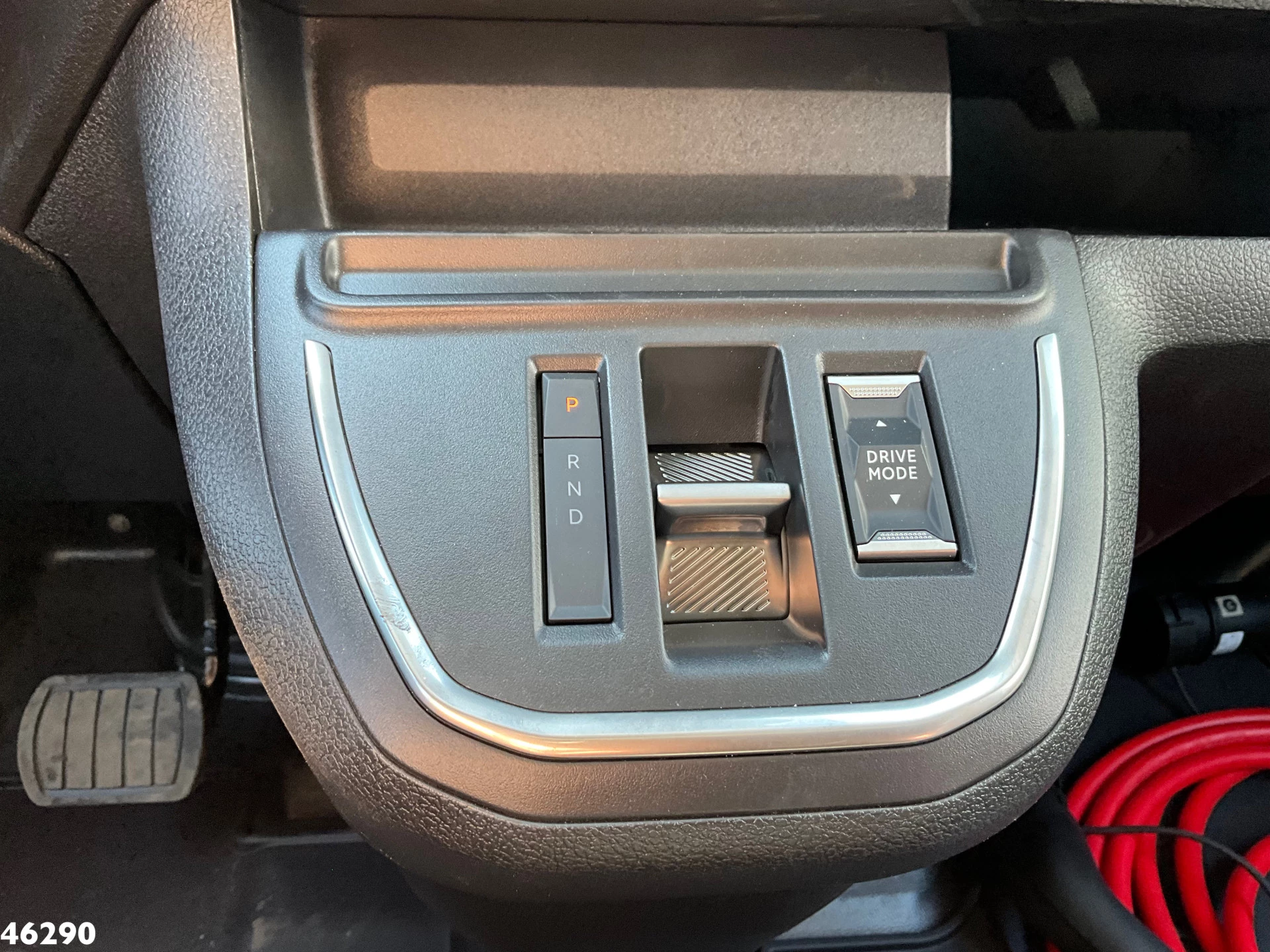 Peugeot e-Expert 2026 - 100% elektrisch kippende zijlader obrázek 18