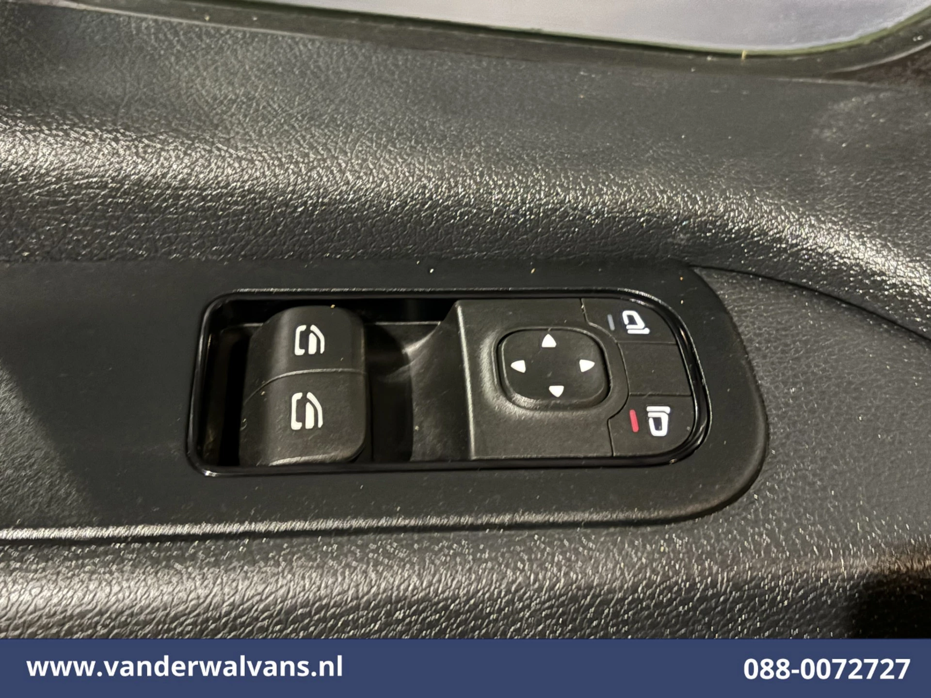 Mercedes-Benz Sprinter 2020 - 314 CDI 143pk L3H2 Euro6 Airco | Camera | Navigatie | Apple Carplay image 18