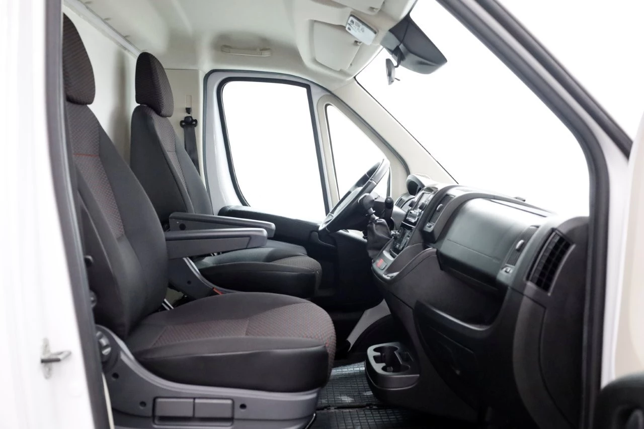 Peugeot Boxer 2023 - 2.2 BlueHDi 165pk Durisotti Lowliner Bakwagen met laadklep L454cm 01-2023 immagine 5