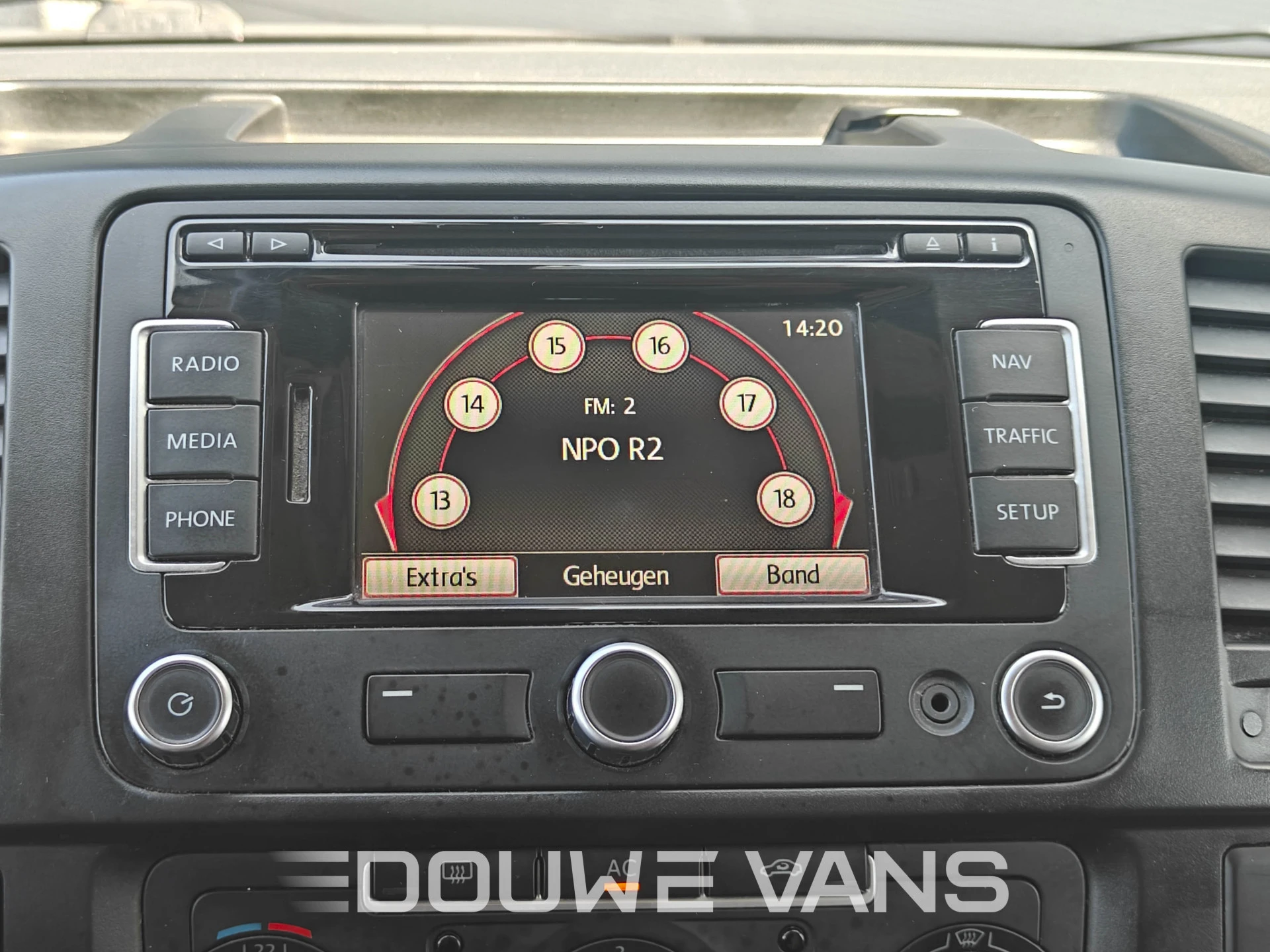 Volkswagen Transporter 2011 - T5 Automaat Dubbel Cabine Leder Airco Navigatie afbeelding 20