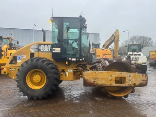 Cat N/A 2012 - CP 533 E bild 6