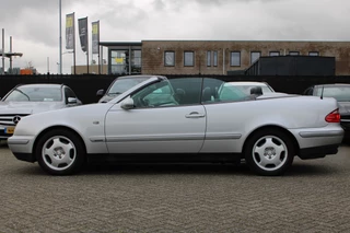 Mercedes-Benz CLK 1999 - Cabrio 230 K. 194pk Automaat Elegance HARDTOP <<NIEUWSTAAT>> TREKHAAK imagem 13