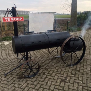 MINI Mini - tractor smoker smoker in werking Bild 3 Miniaturansicht
