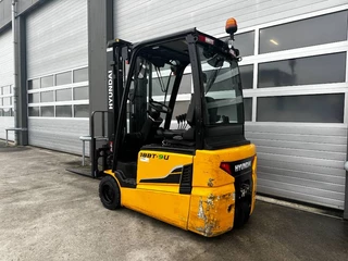 Hyundai N/A 2020 - 18BT-9U elektrische heftruck 1800kg 1.8ton triplex изображение 3