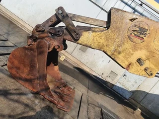 Caterpillar 3 Stück! 328D TUNNELBAG Tiefl. Schild Ripper 2013 - 328D TUNNELBAGGER Tiefl. Schild Ripper image 9