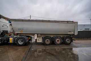 GRANALU N/A 2020 - ALU- TP 28m3 +BACHE ELEC CRAMARO obrazek 2