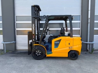 Hyundai N/A 2026 - 35BE-X elektrische heftruck 3-delige 6000mm mast t te koop