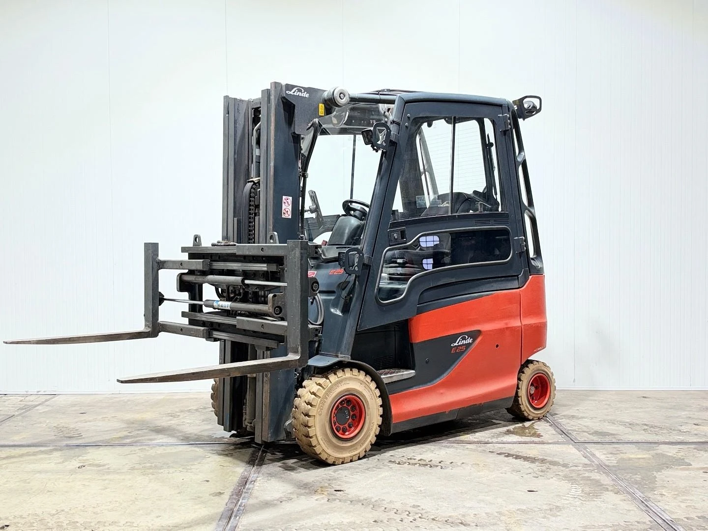 Linde E25 2014 immagine 1