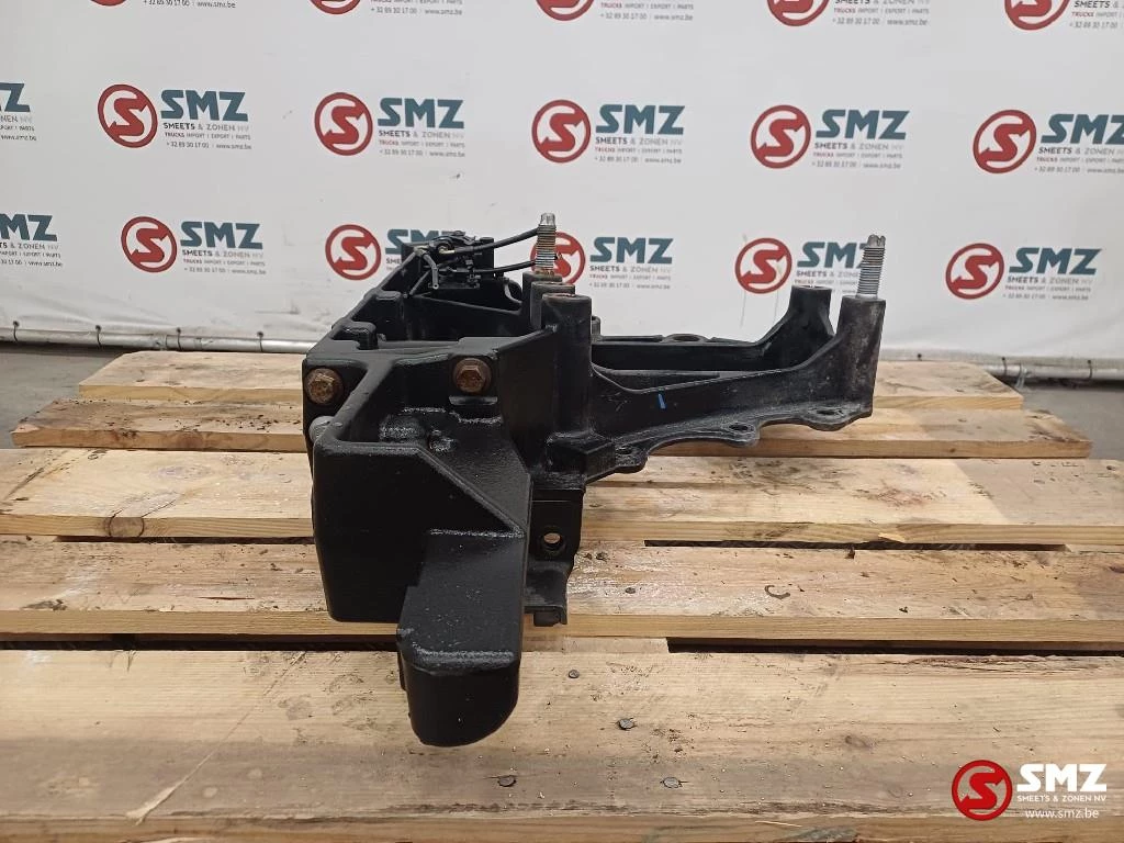 Renault 2015 - Occ chassissteun links Renault zdjęcie 5