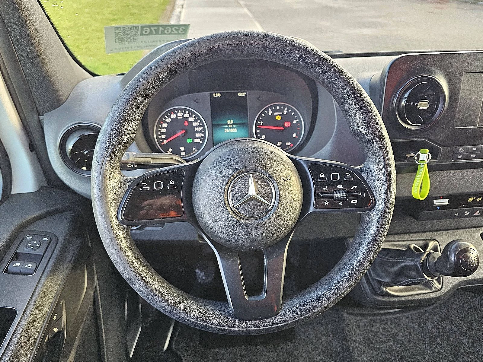Mercedes-Benz Sprinter 2018 - 214 image 10