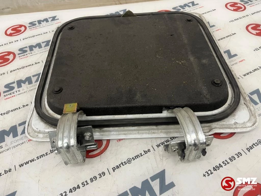 Mercedes-Benz - Occ klep gereedschapskoffer/materiaalkist rechts obrázek 3