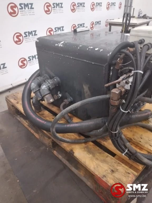 Diversen - Occ hydrauliektank 150L 60cmx50cmx50cm afbeelding 4