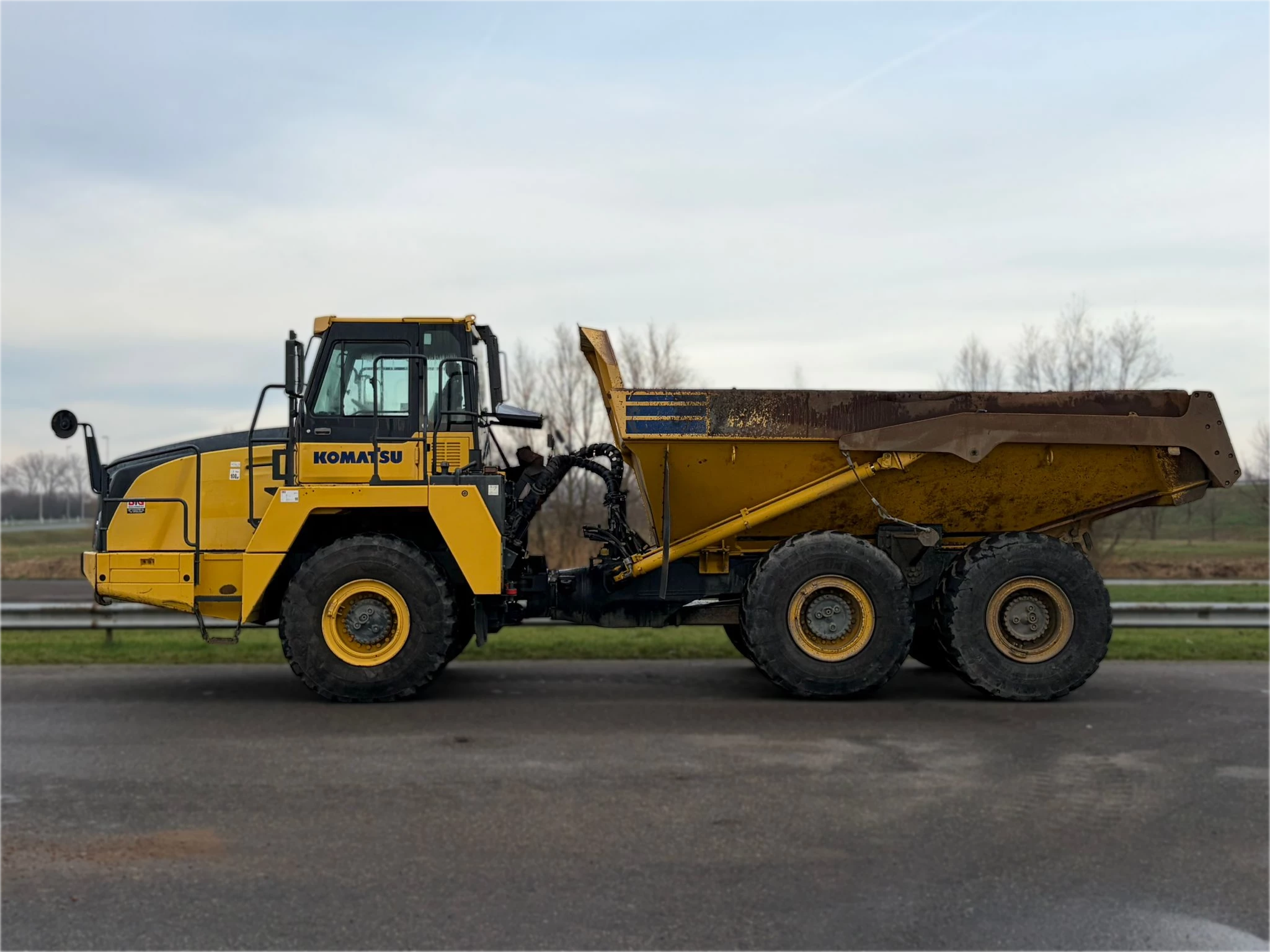 Komatsu HM300-3 2015 immagine 2