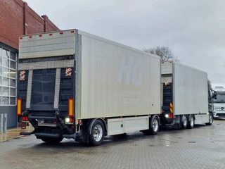 Volvo FH 2013 - 13.460 Globetrotter XL 6x2 - Box with side doors - Loadlift + Kelberg trailer 2012 with loadlift afbeelding 8