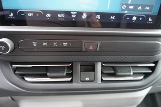 Ford Transit Custom 2024 - 320L 2.0 TDCI 170PK L2H1 Limited Automaat obrazek 25