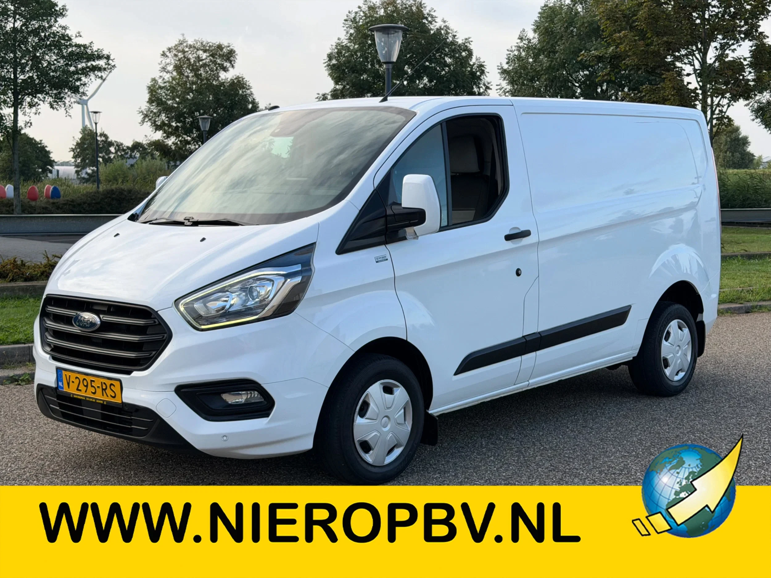 Ford Transit Custom 2018 - 2.0TDCI L1H1 Trend Airco Navi Cruisecontrol Trekhaak image 1