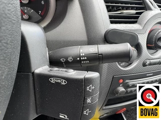 Renault Mégane 2005 - 1.6-16V Privilège Luxe APK tot 07-2027 obrazek 13