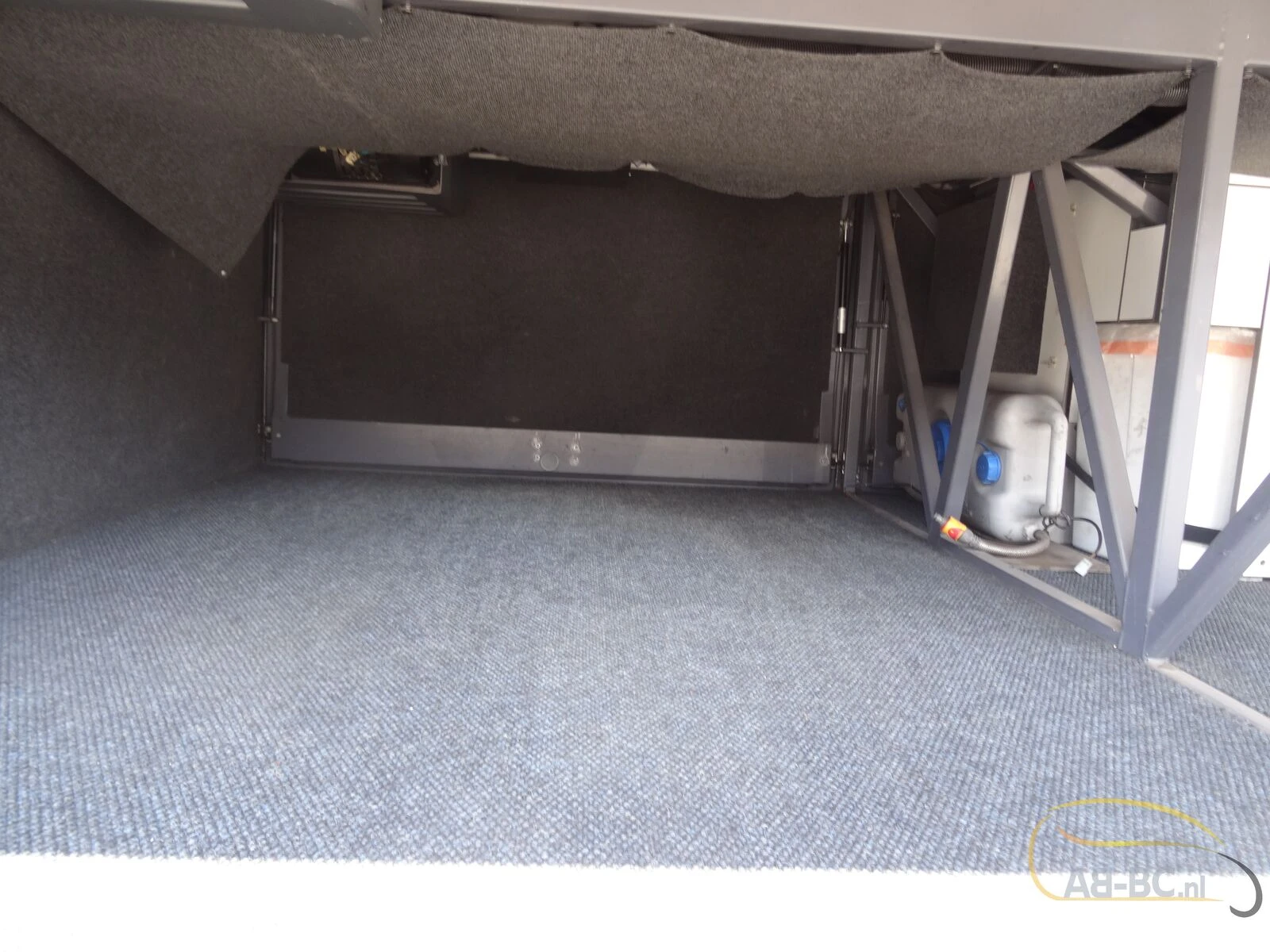 Bova Futura FHD127/365 - 50 Seats EURO 5 2010 afbeelding 28